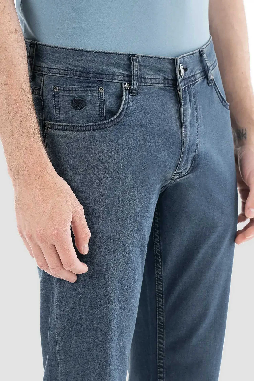 8052757M546Y006JB02815-1