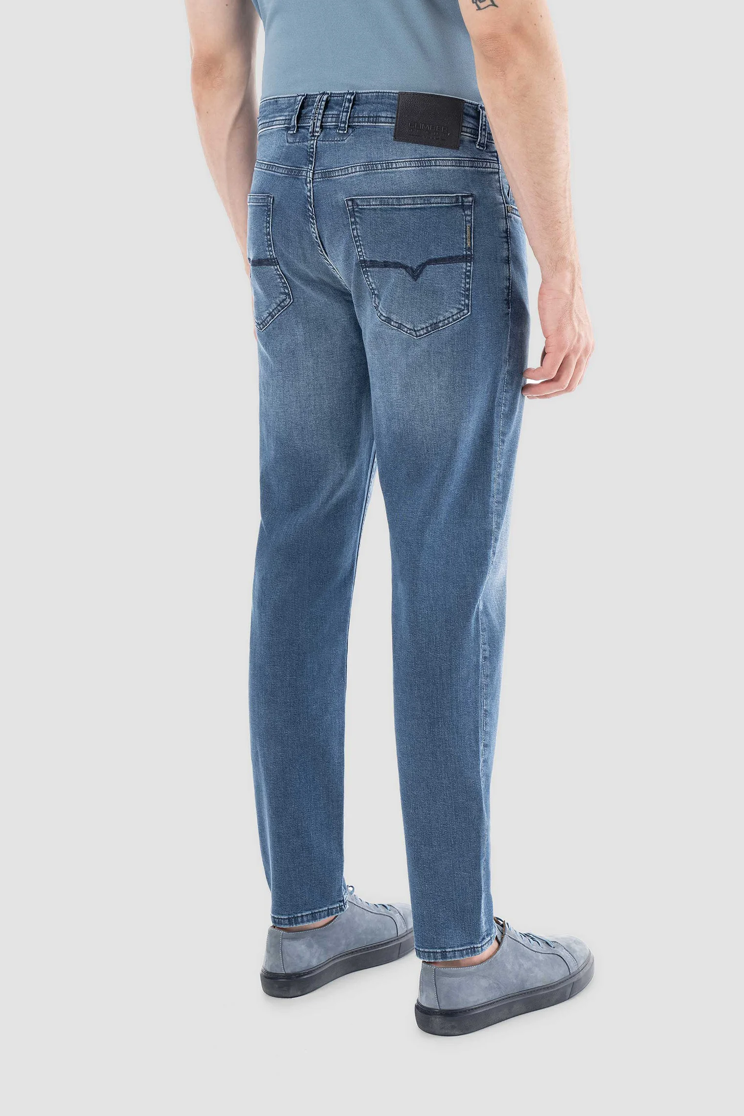 8052777M584Y310JB02715-1