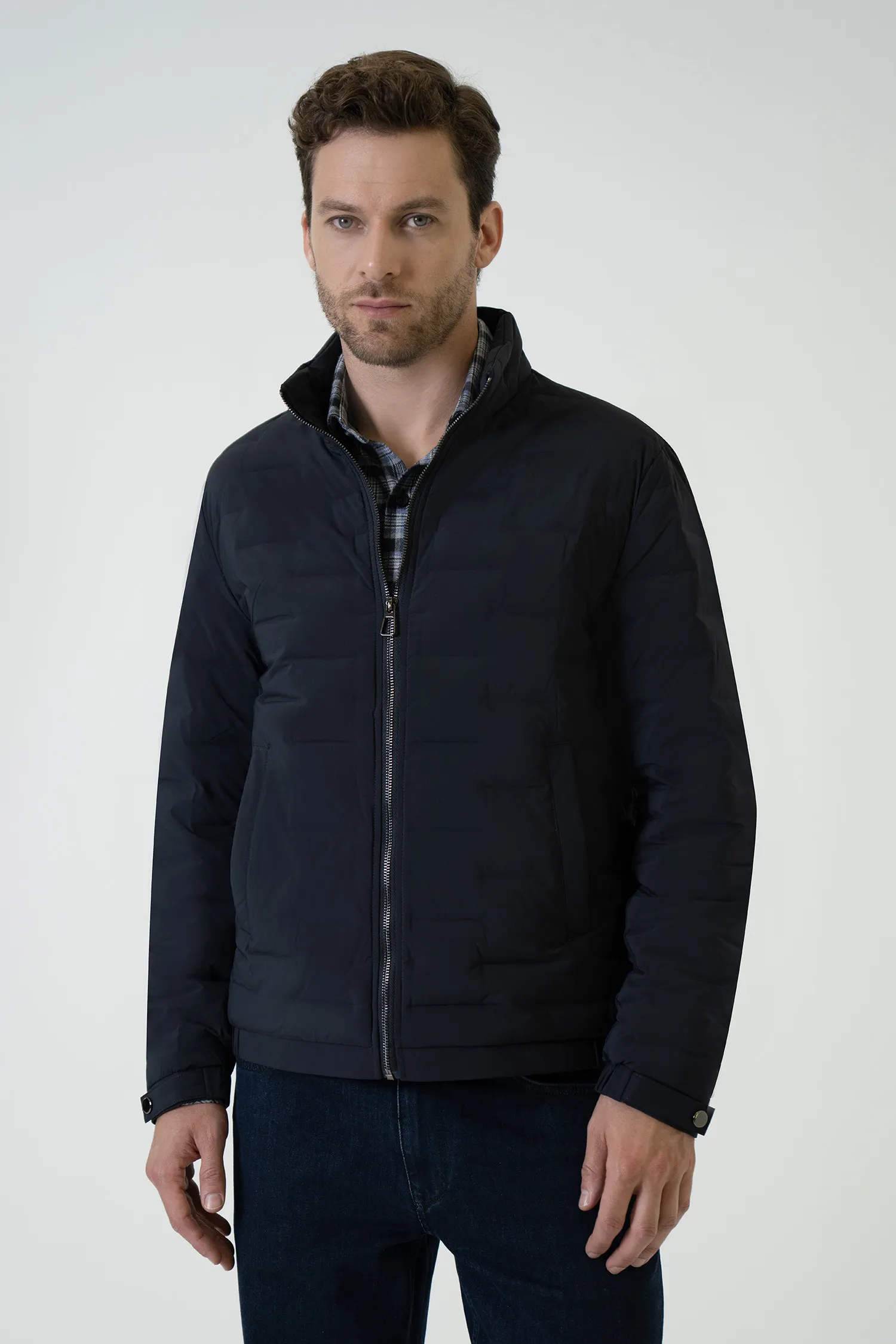 8100537E701Y000CB0301#1