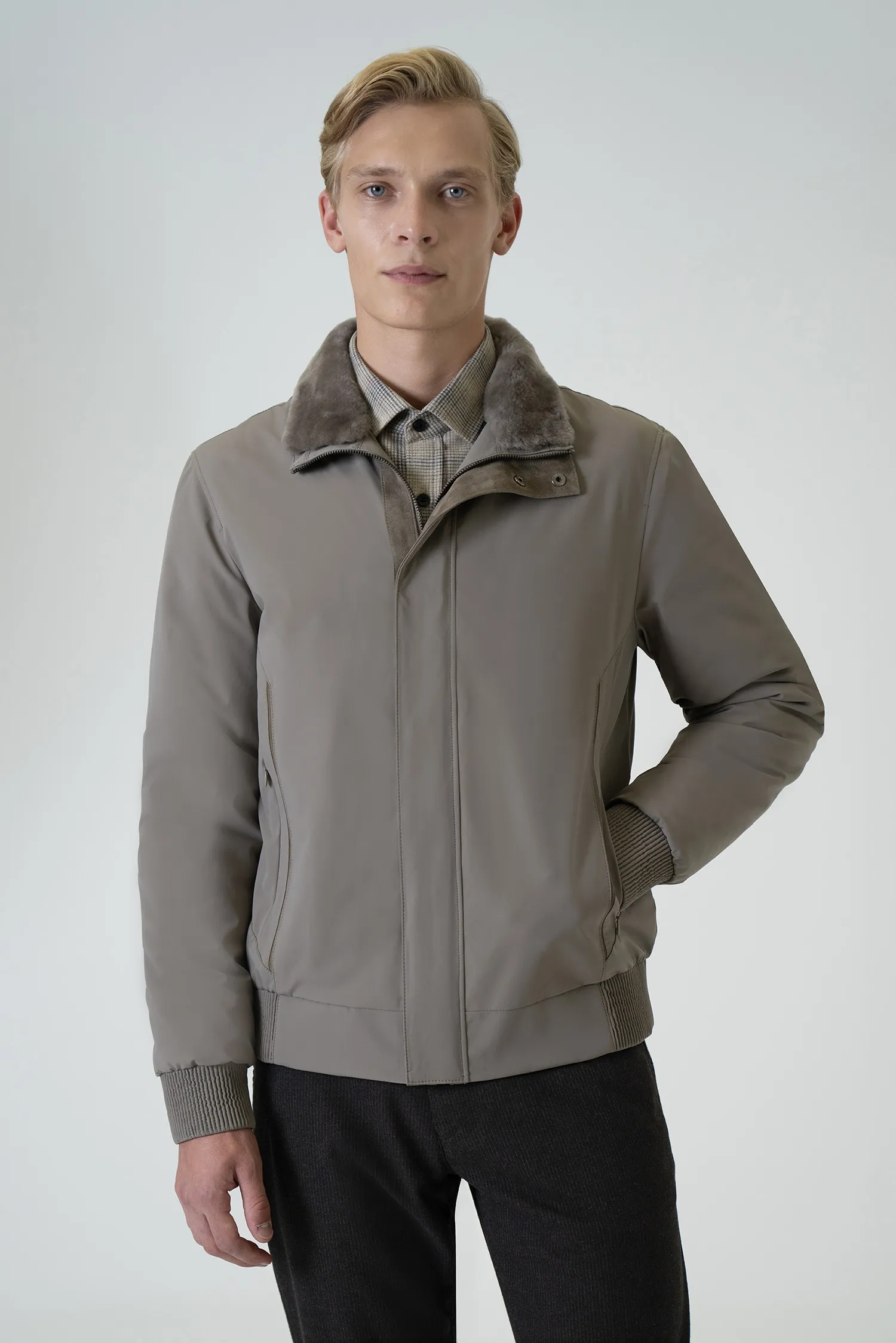 8100548E693Y000CC0401#1